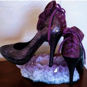 BCBG Generation Lace Up Unique Shoe